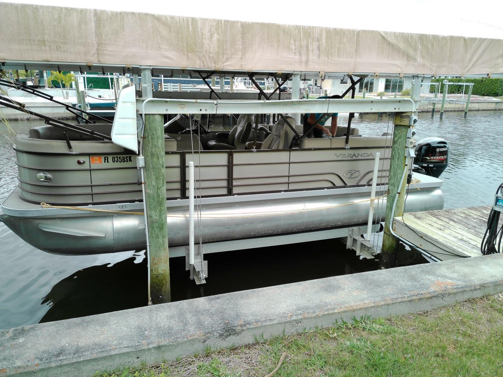 2016 Veranda 22' (6.71 m)