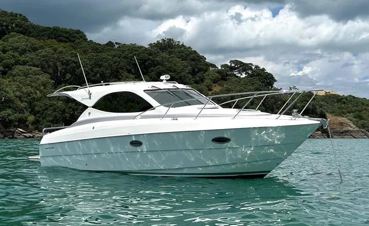 Maritimo Mustang 32