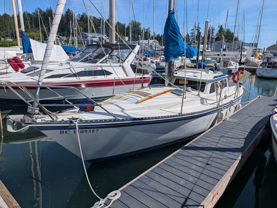 Gulf 29 Pilothouse
