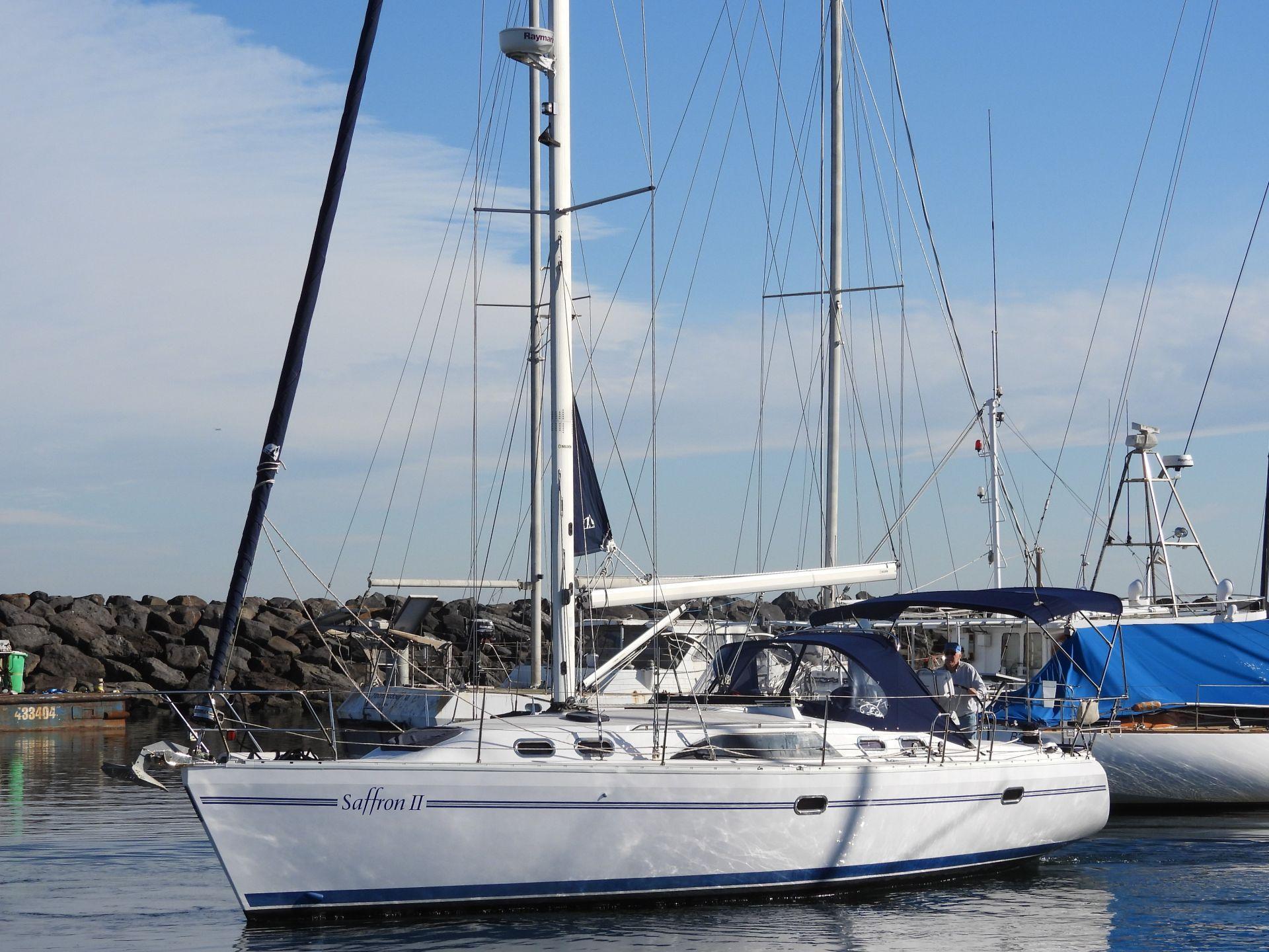 Catalina 385