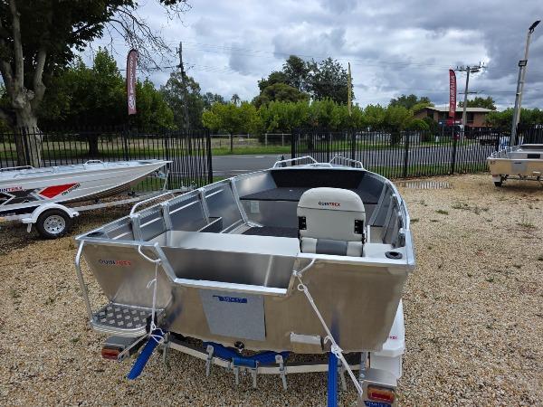 2026 Quintrex 420 Busta for sale in Bendigo, Victoria