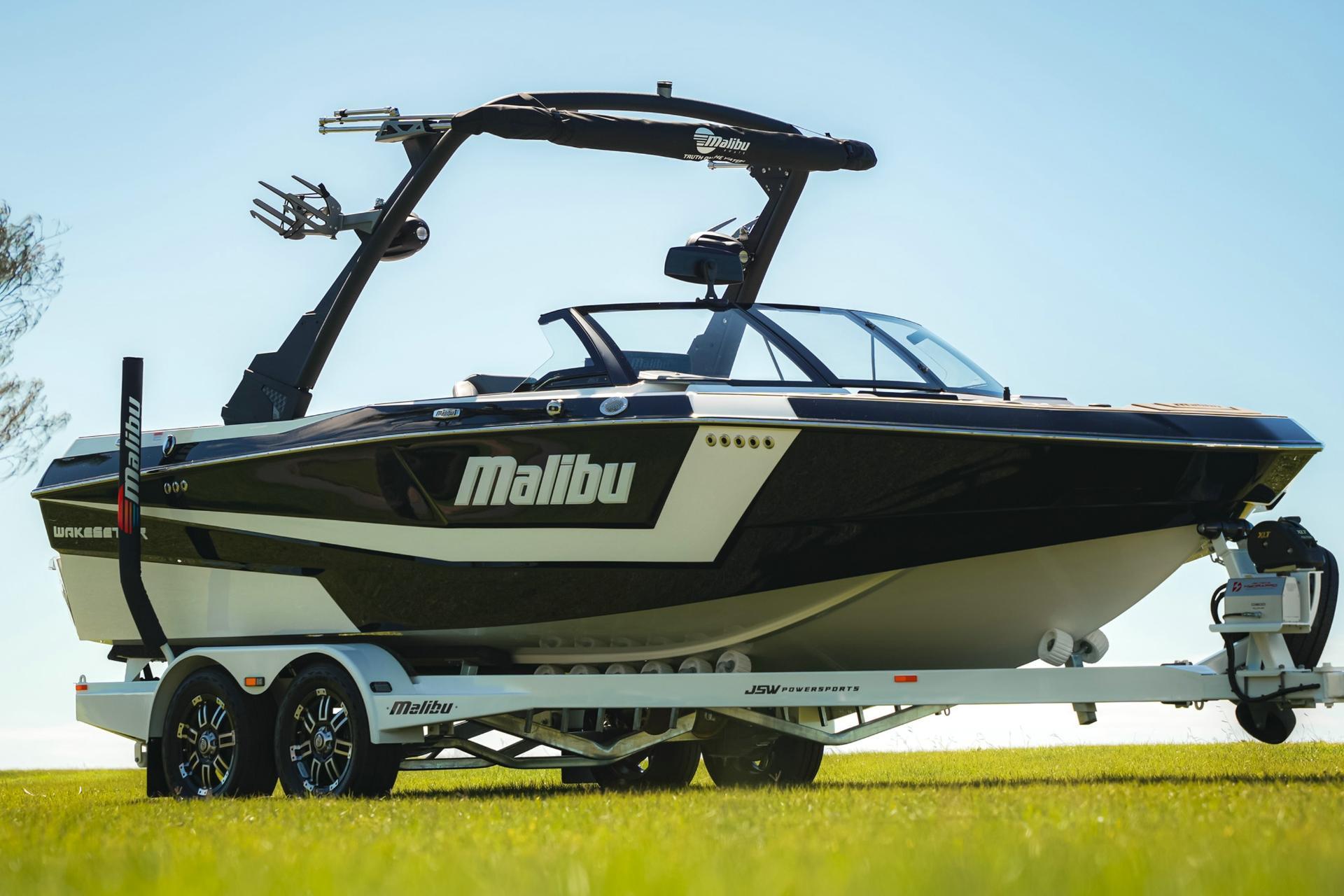 Malibu Wakesetter 21 LX