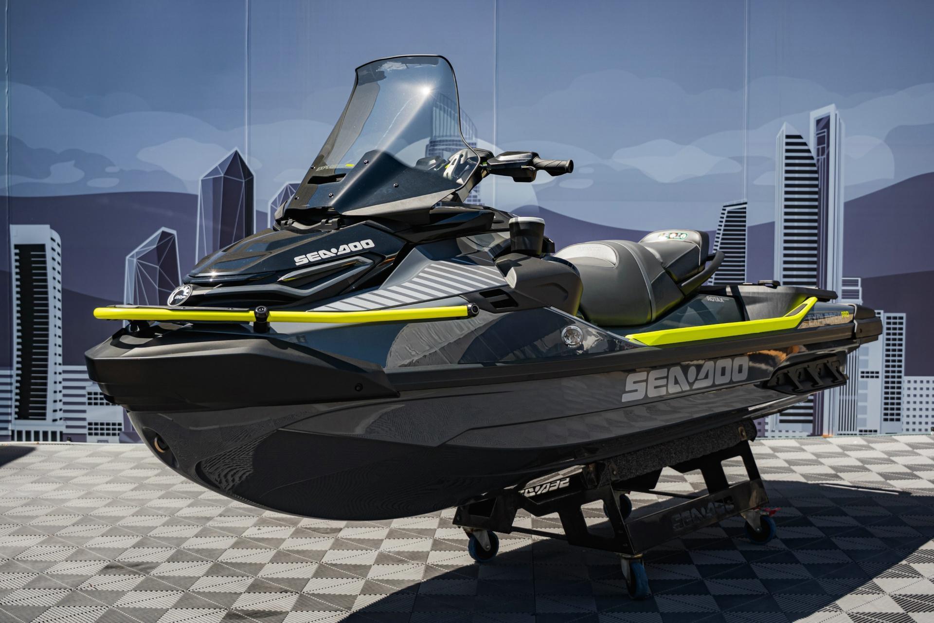 Sea-Doo Explorer Pro 170 TECH 2.0