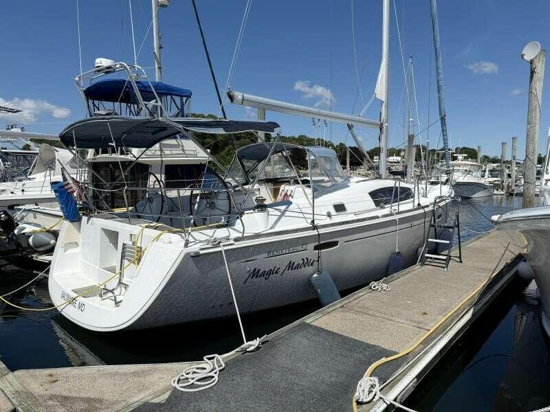 Beneteau Oceanis 43