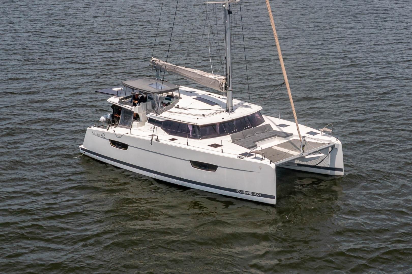 Fountaine Pajot Astrea 42