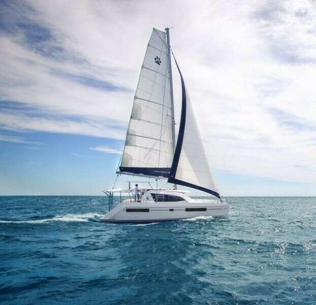 Robertson & Caine Leopard 40