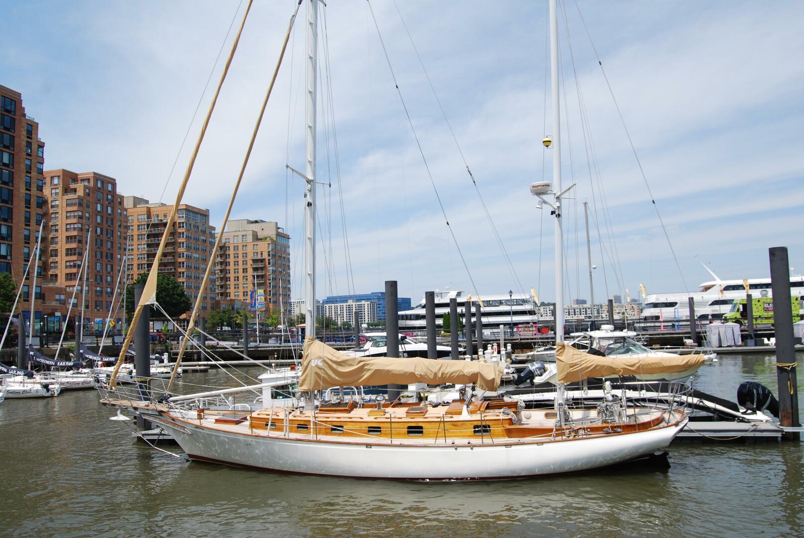 Cherubini 44 Ketch