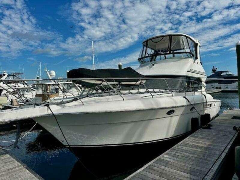 Silverton 42 Convertible