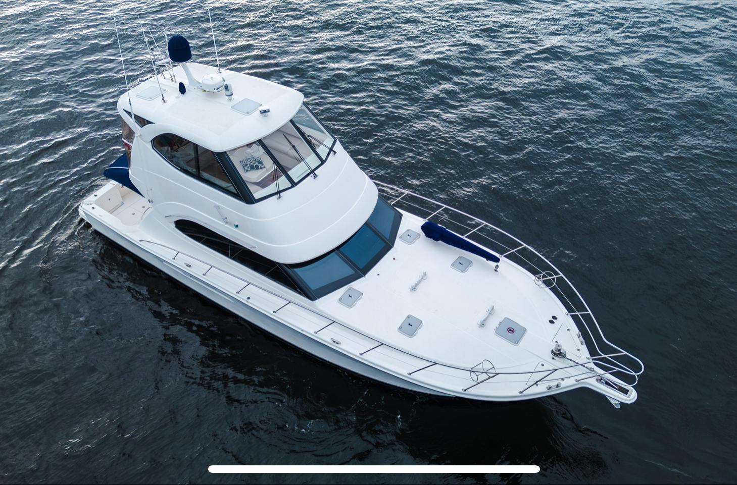 Riviera 47 Enclosed Flybridge Series II