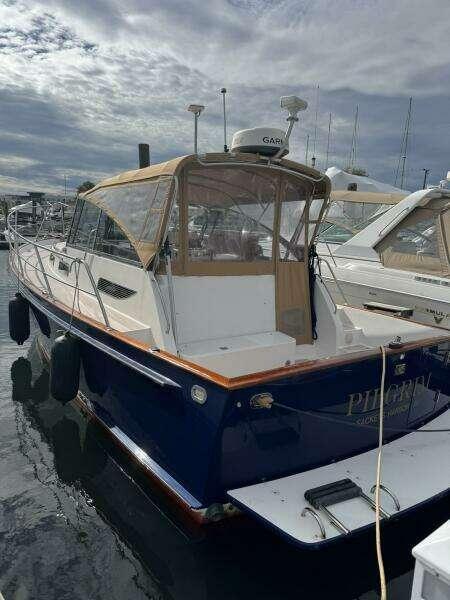 Legacy 34' Express
