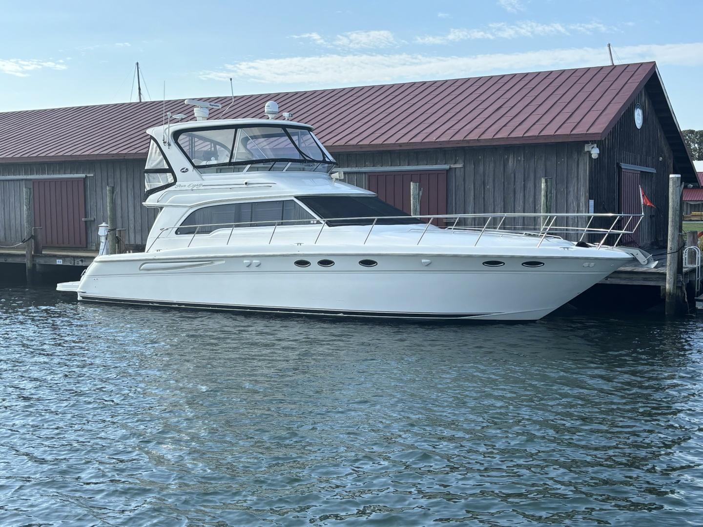 Sea Ray 480 Sedan