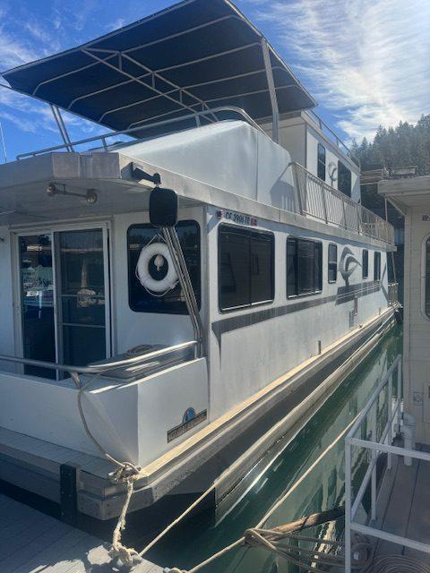 Eagle Houseboat 15X56