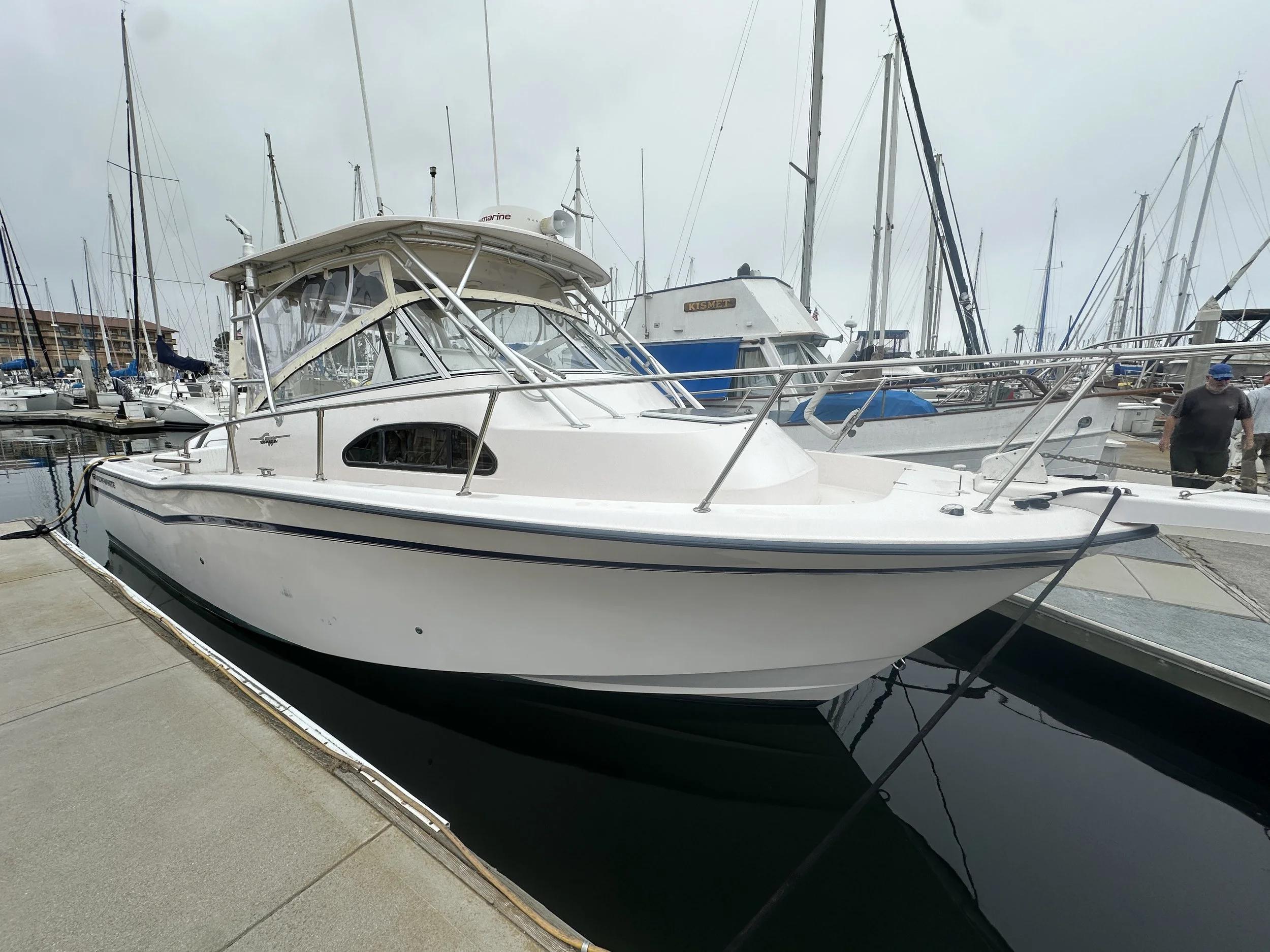 Grady-White Marlin 300