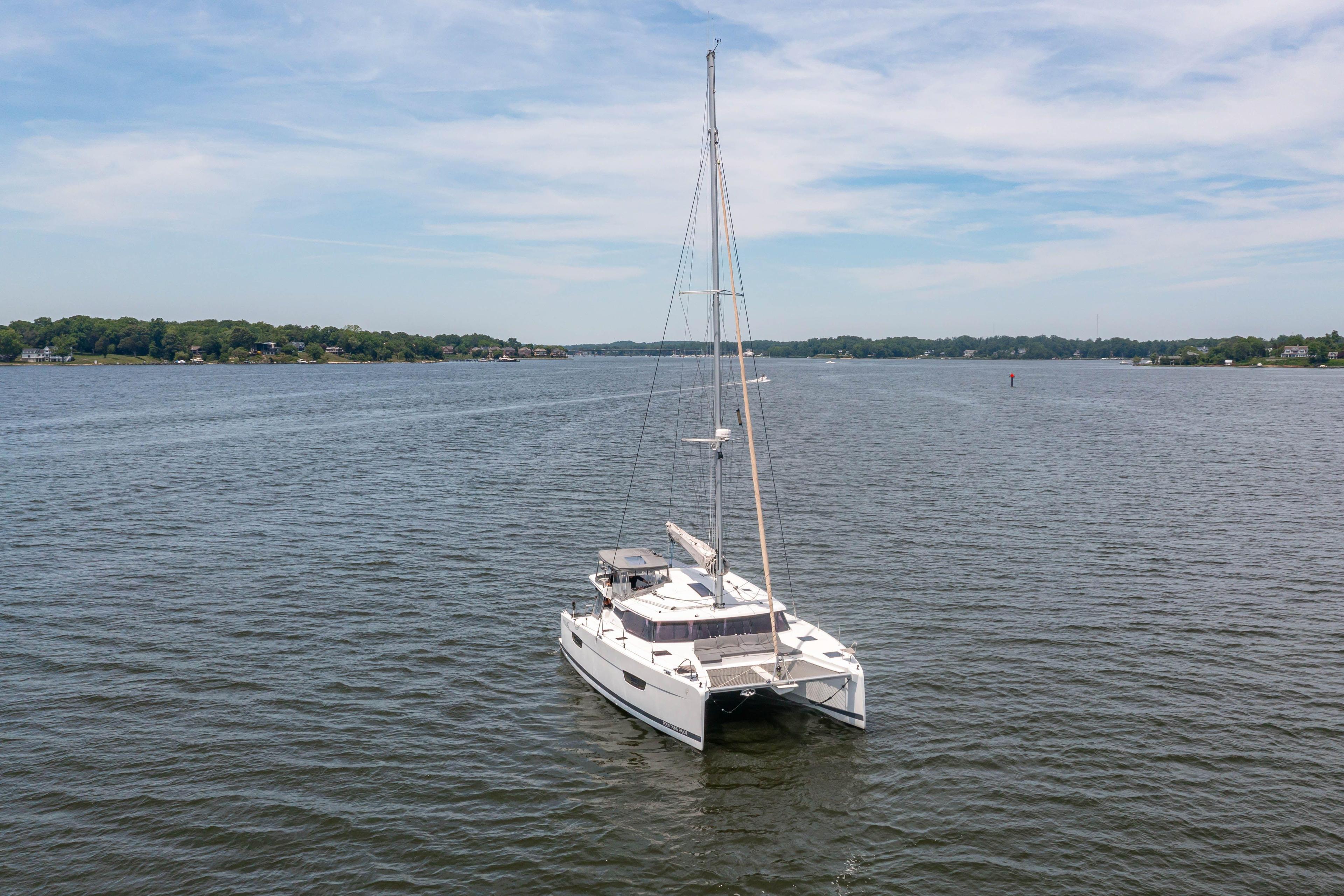 Fountaine Pajot Astrea 42