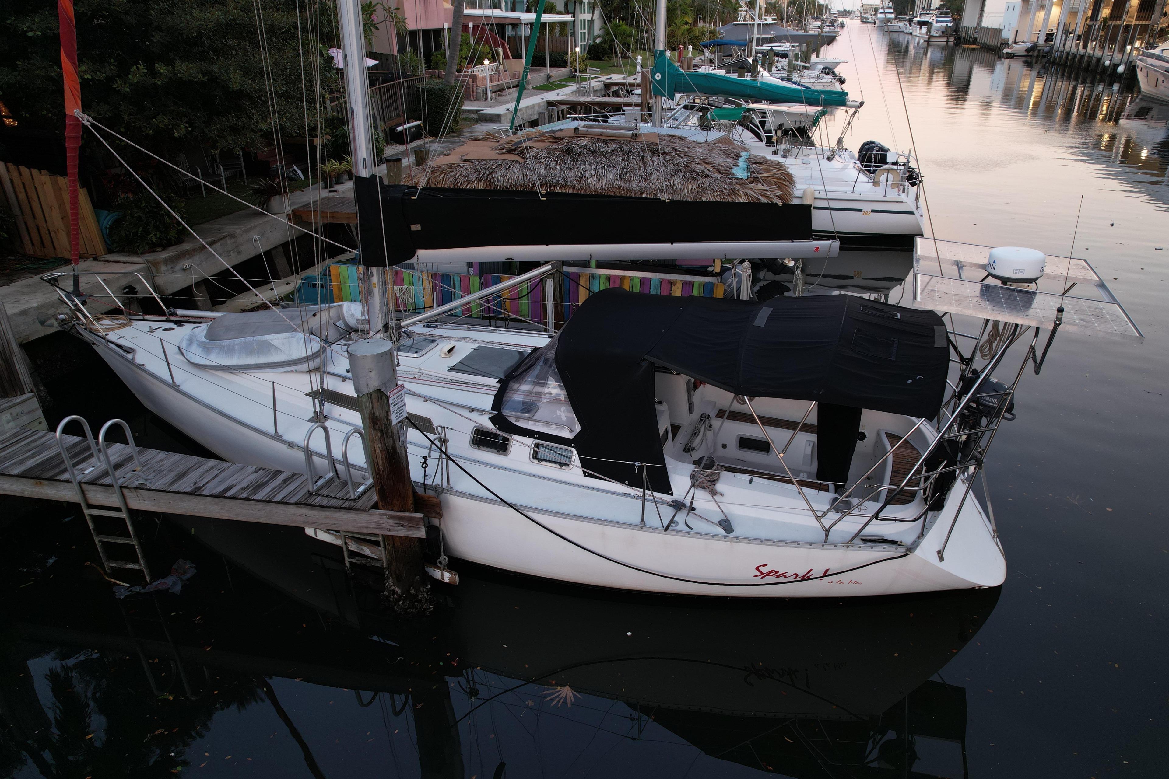 Canadian Sailcraft CS40