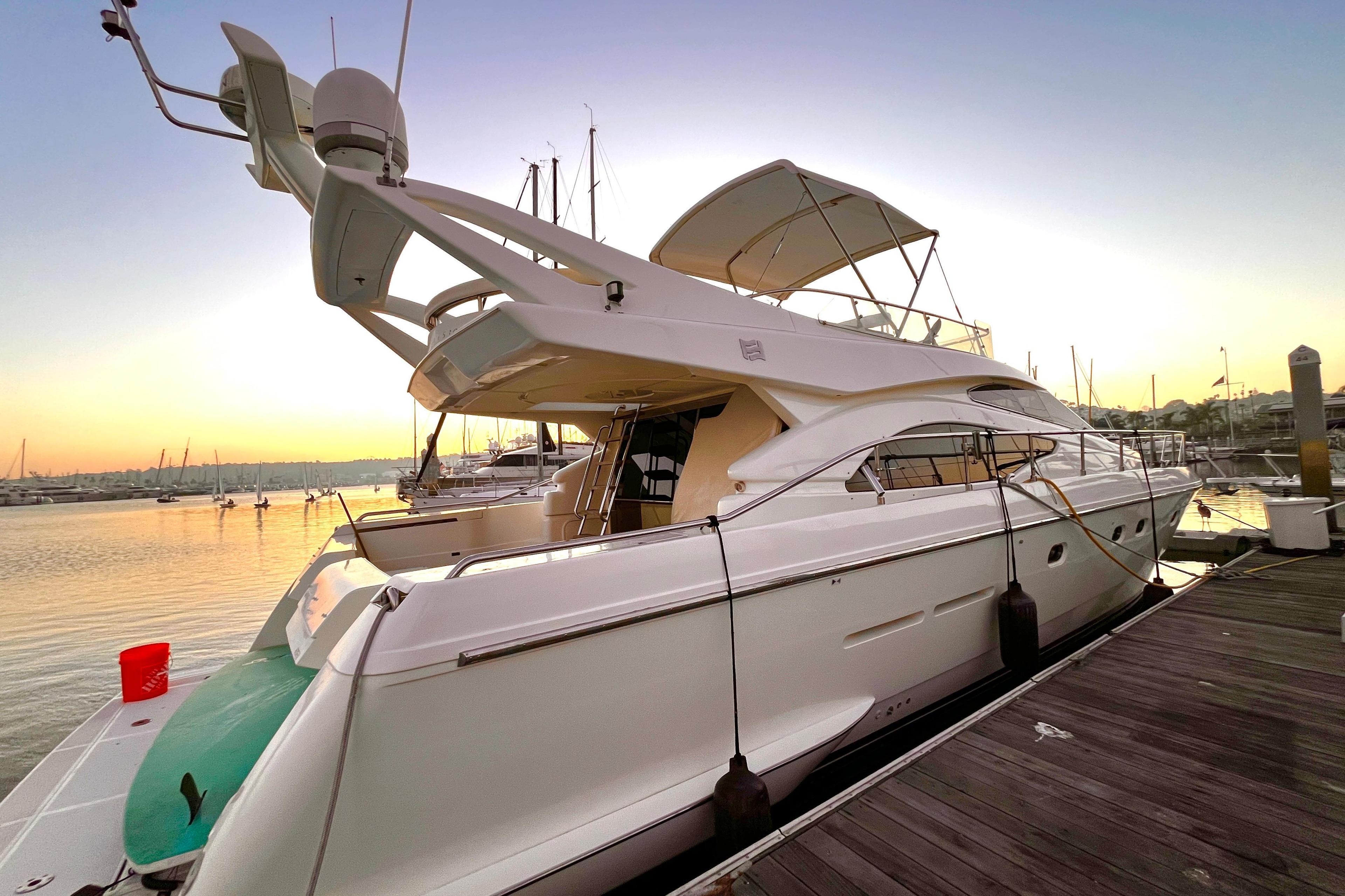 Ferretti 530