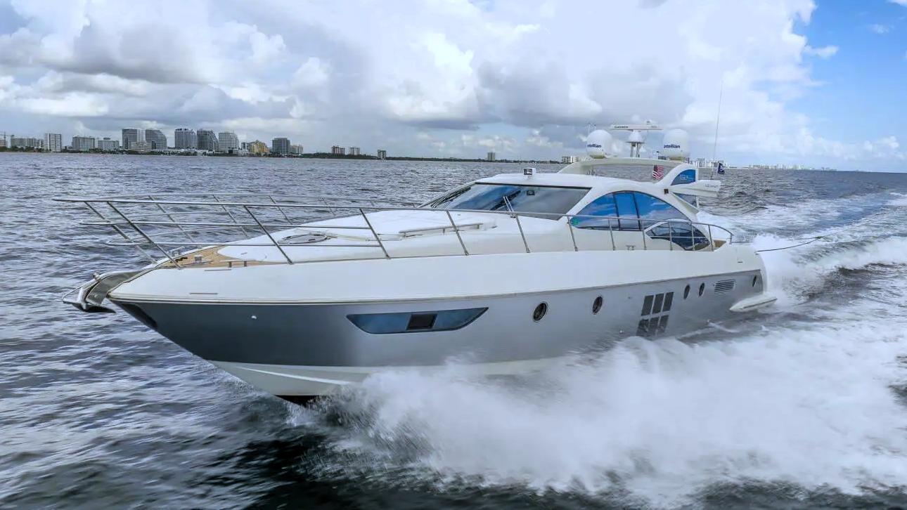 Azimut 62S