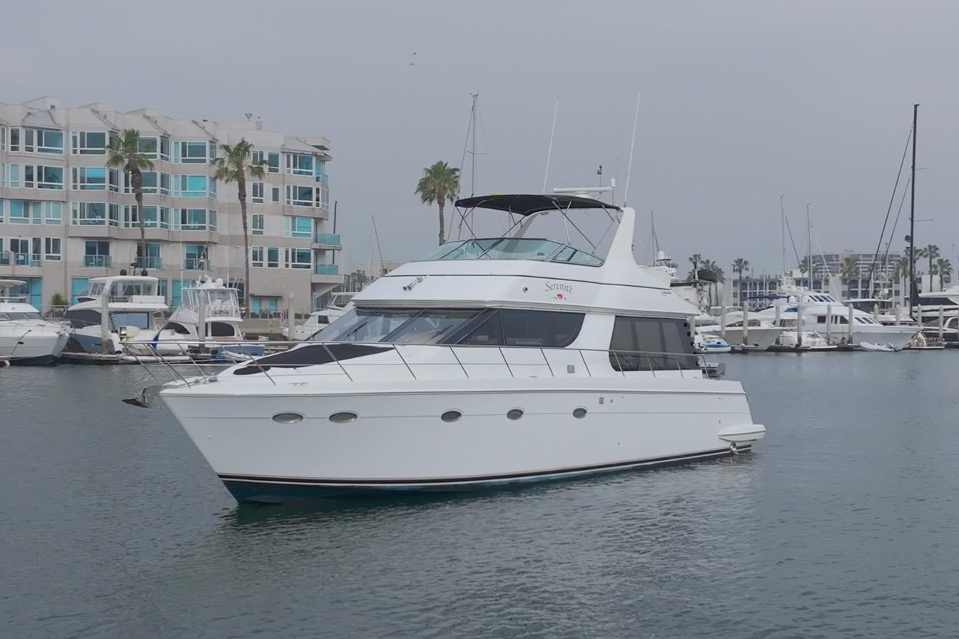 Carver 53 Voyager