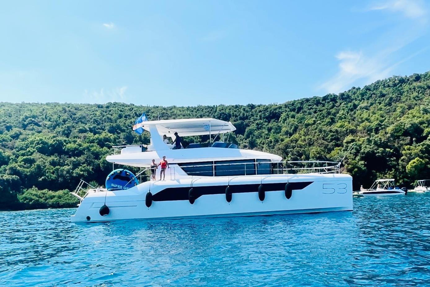 Leopard 53 Powercat
