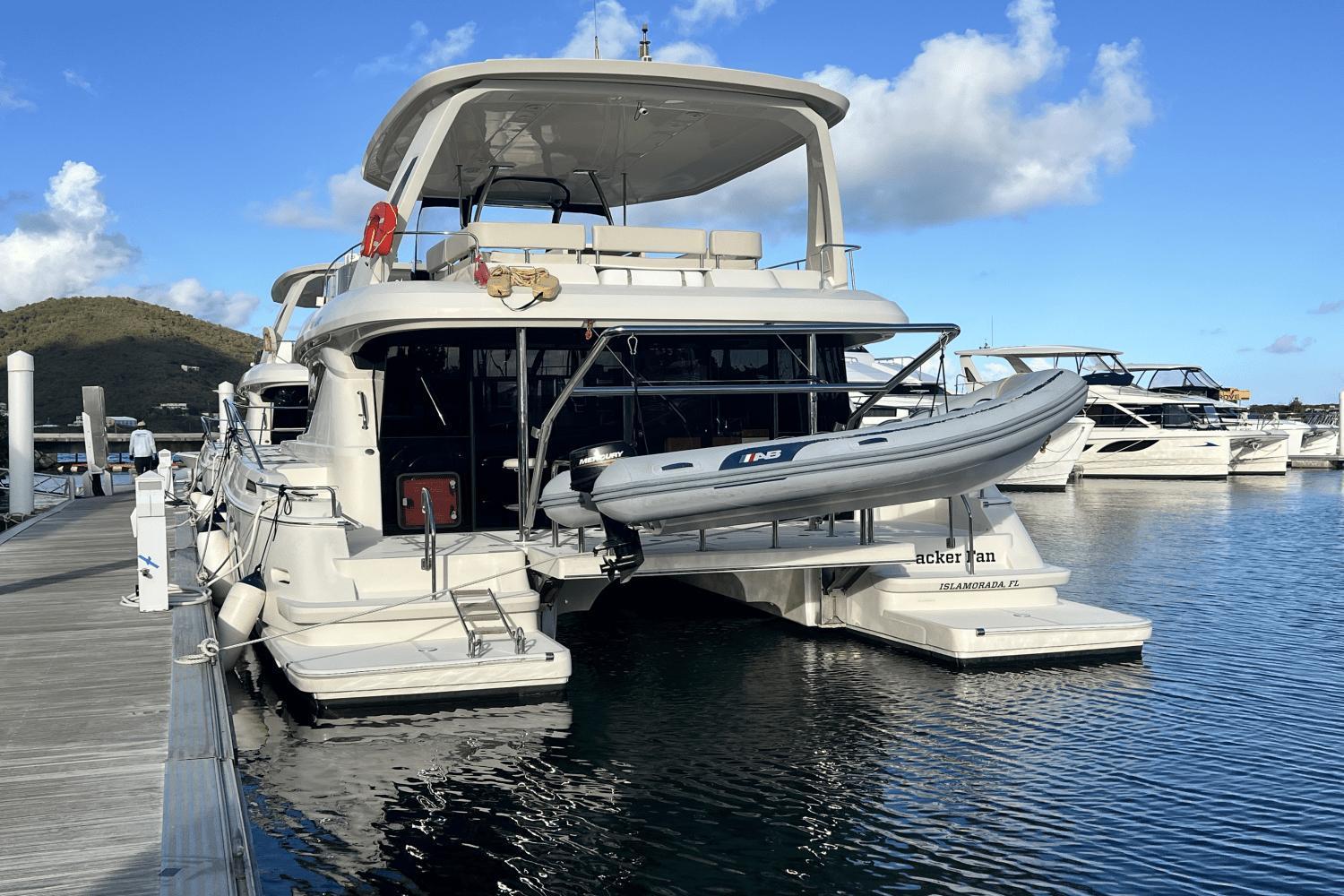 Aquila 48