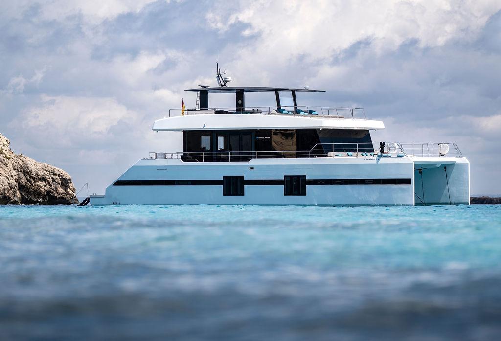 Sunreef Supreme 68
