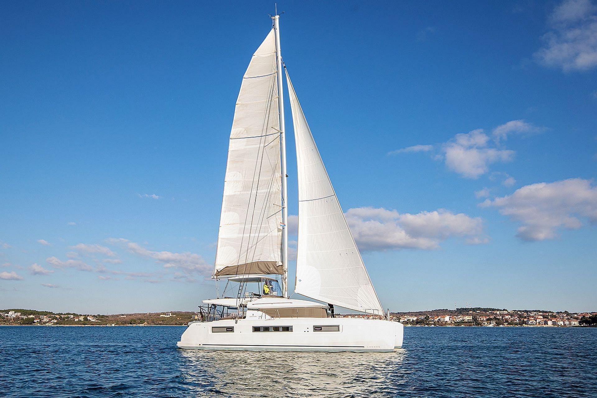 Lagoon 50 for sale