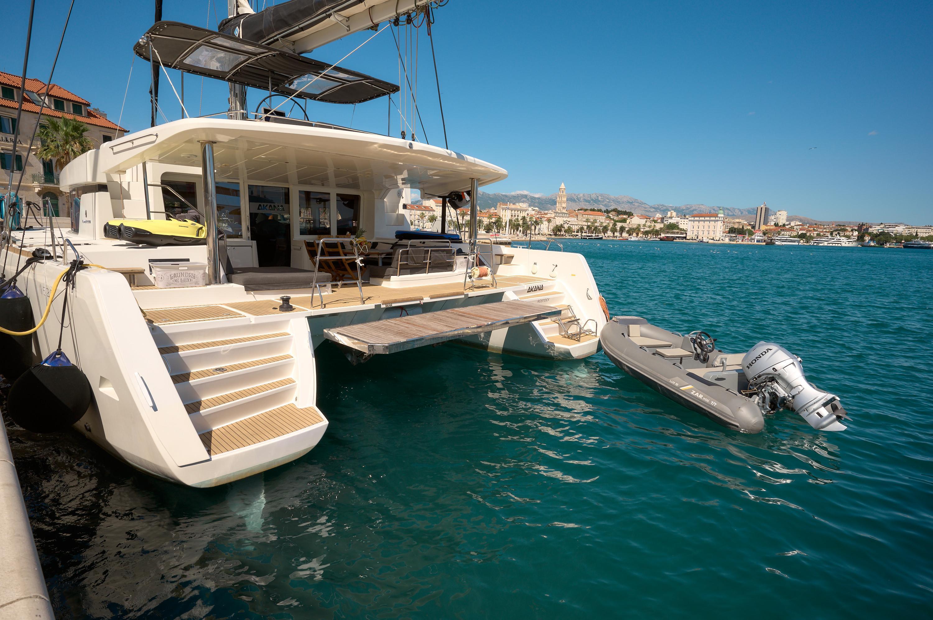 Lagoon 52F for sale