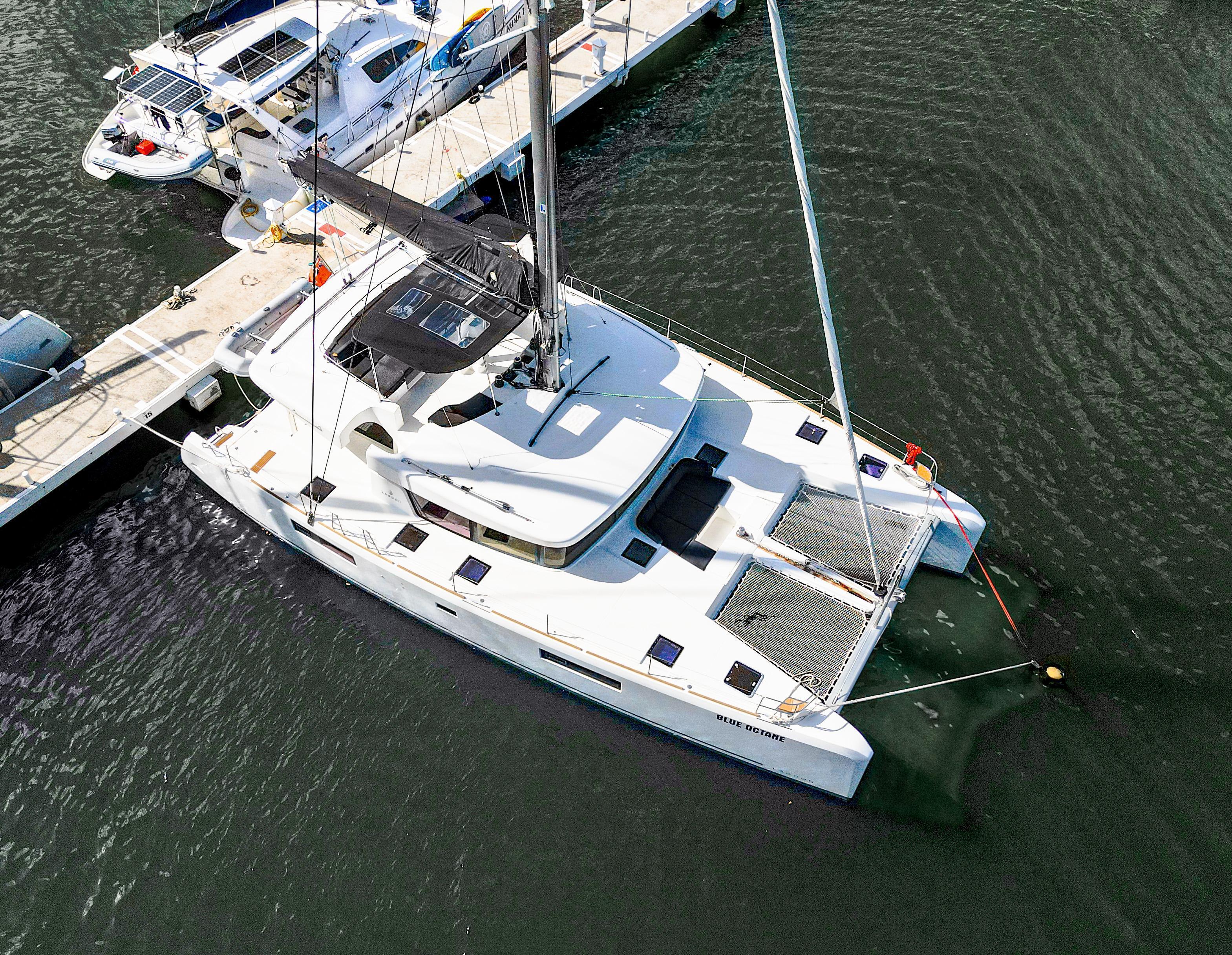 Lagoon 52F for sale