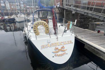 Beneteau First 325