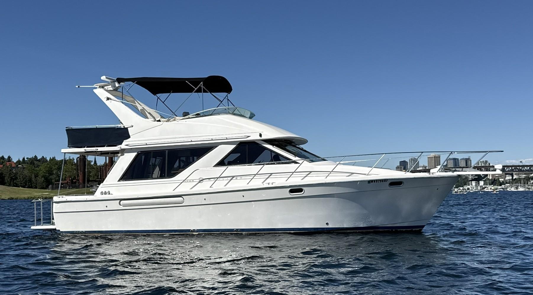 Bayliner 3988