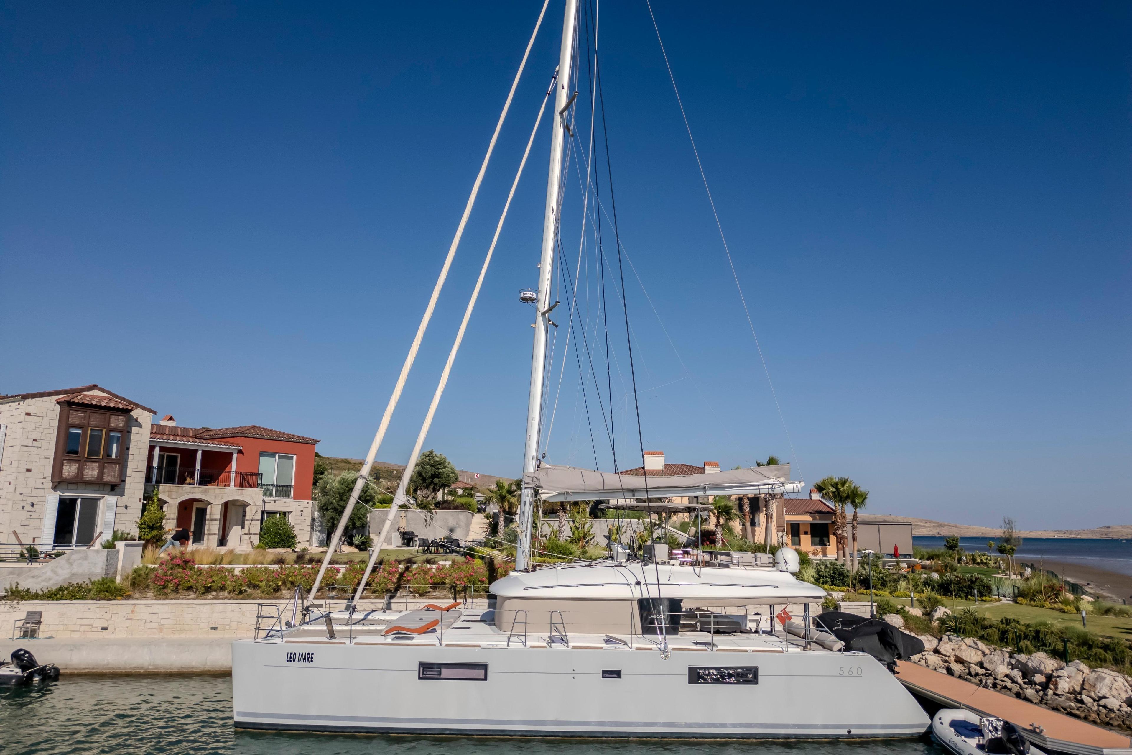 Lagoon 560 S2 for sale