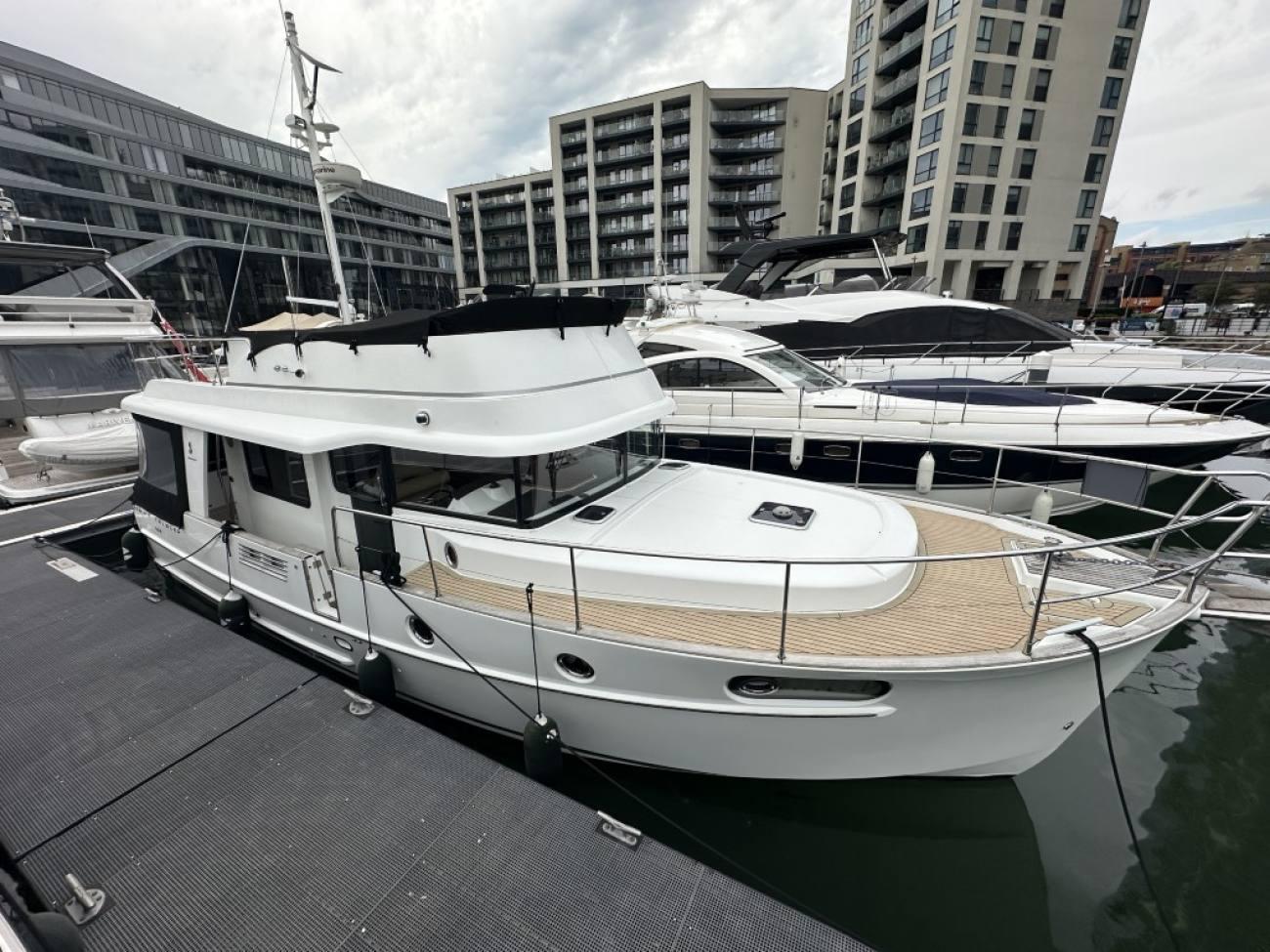 Beneteau Swift Trawler 44