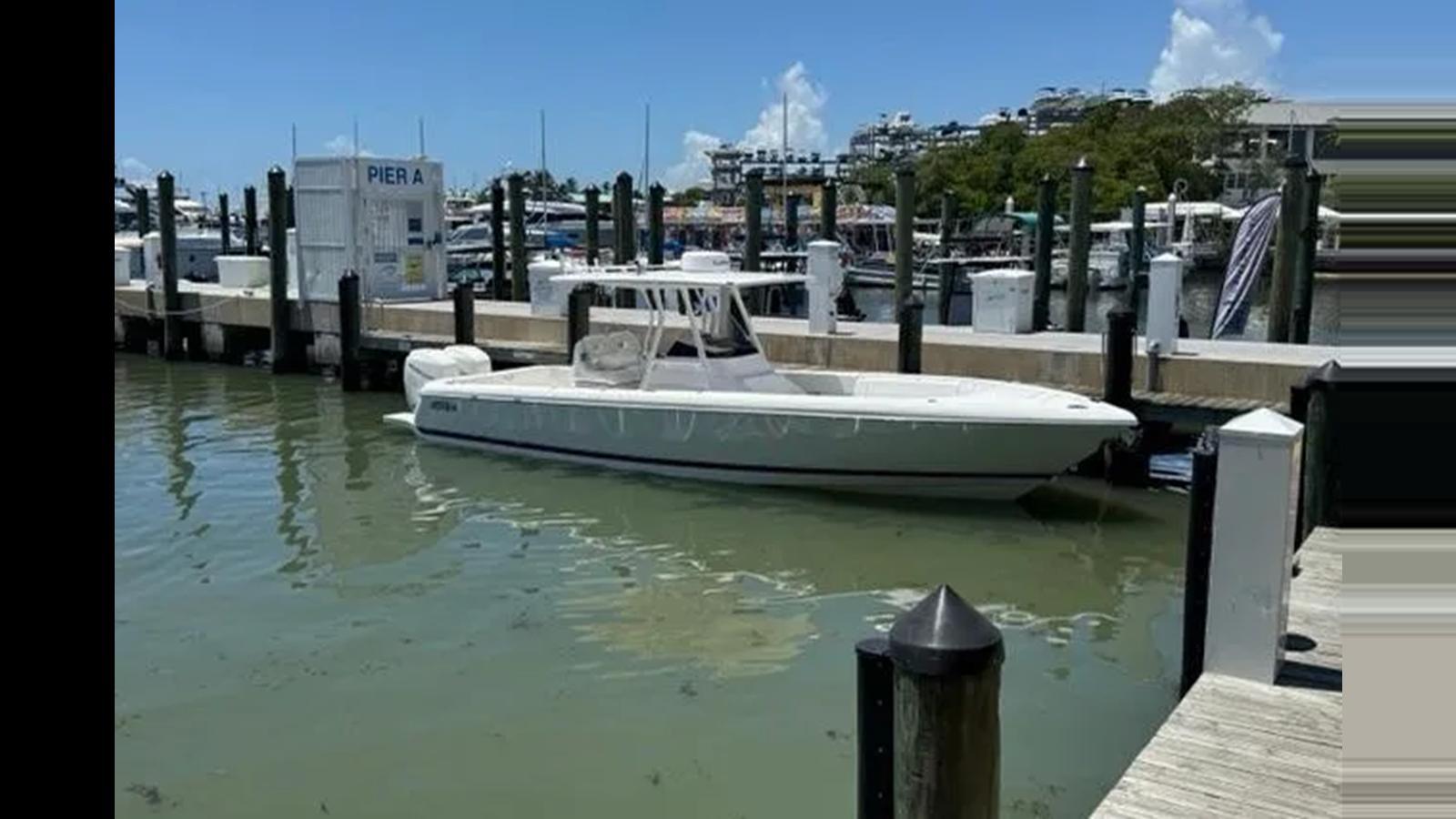 Intrepid 327 Center Console