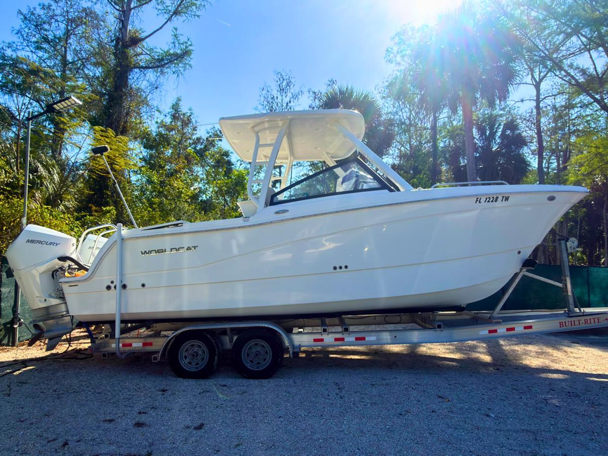 World Cat 260 DC-X for sale