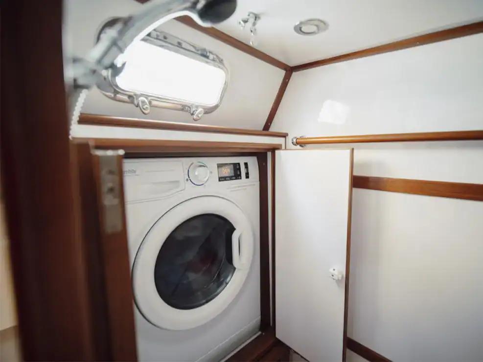 2008 Hylas 54 for sale in Newport, RI, US