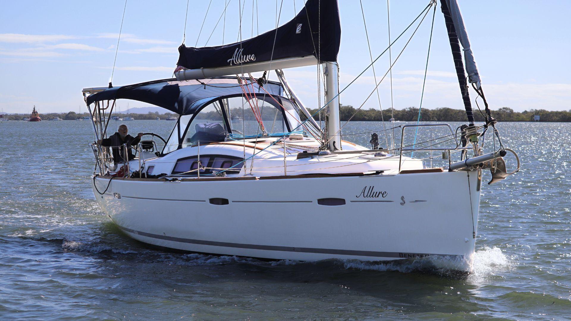 2012 Beneteau Oceanis 40 for sale in JACOBS WELL, Queensland