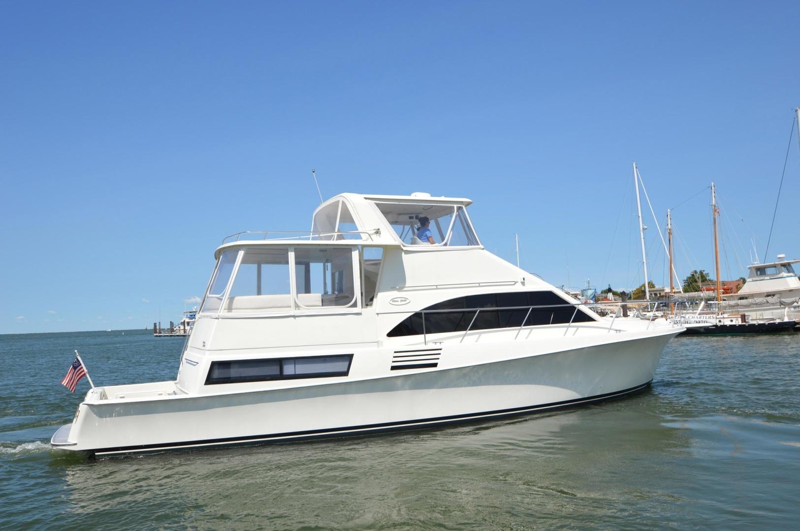 Ocean Yachts 48 Cockpit Motor Yacht