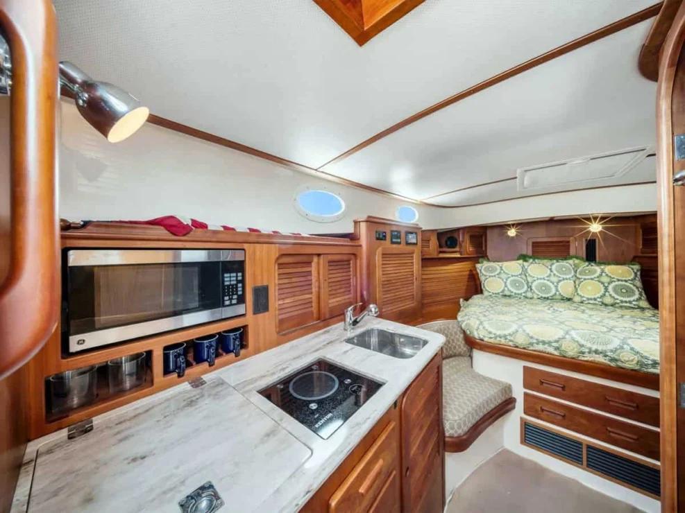 2014 Hinckley Picnic Boat MKII for sale in Cotuit, MA, US