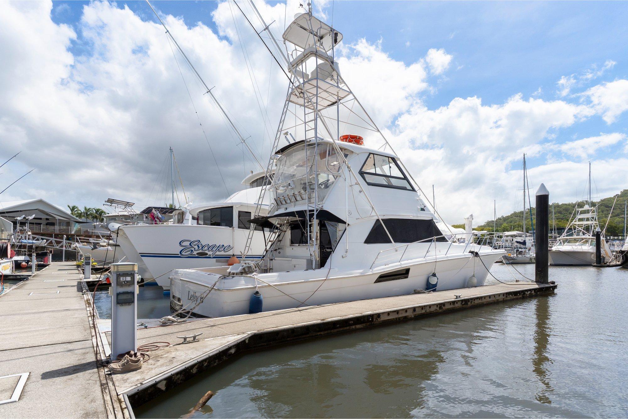 1996 Riviera 51 Enclosed Sport Fisher for sale