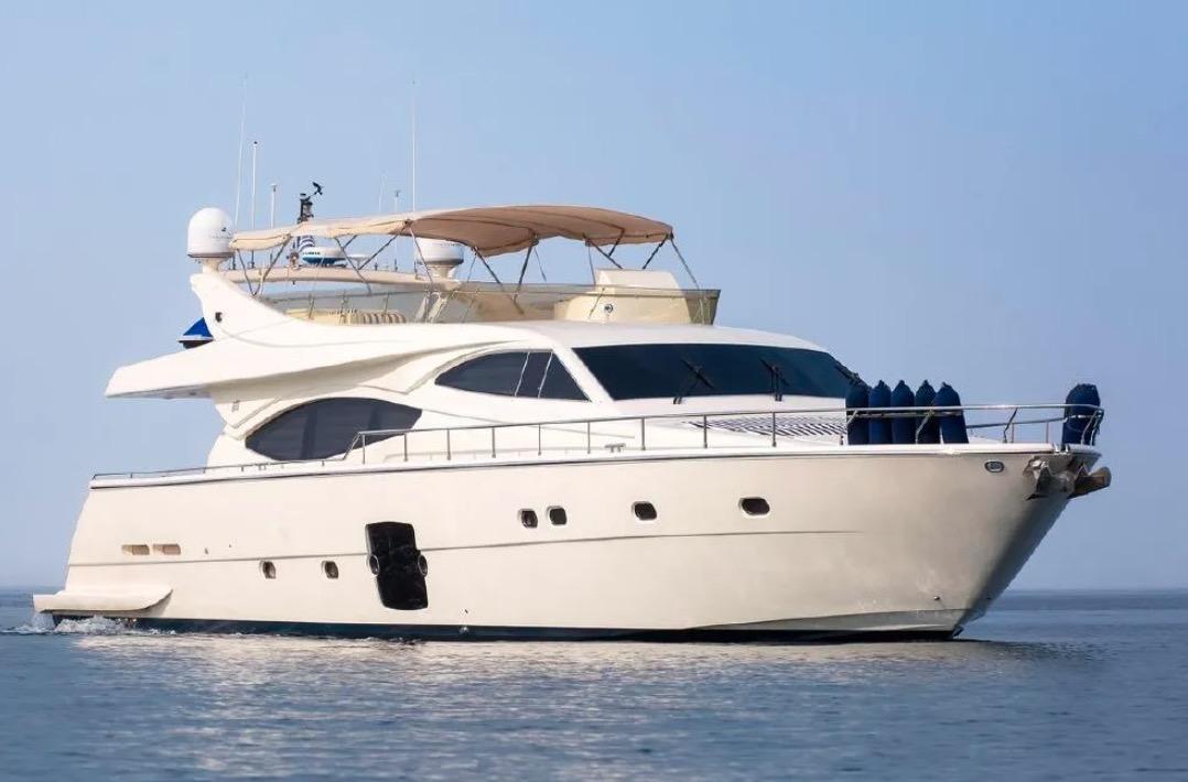2005 Ferretti 761 for sale