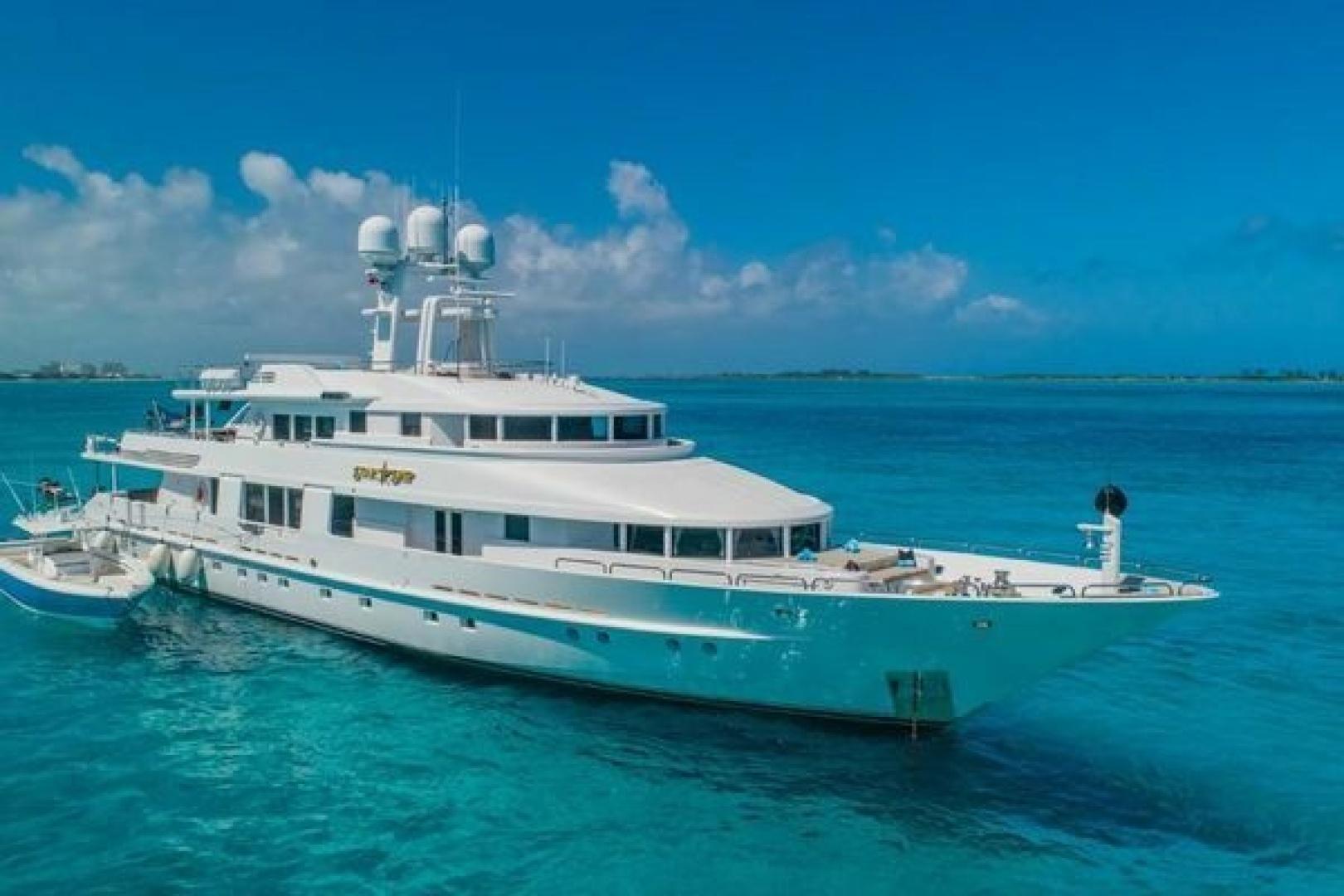 Van Mill 143 Tri-Deck Motor Yacht