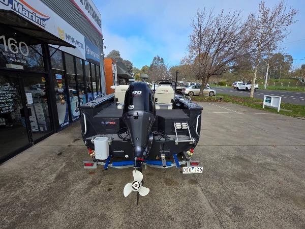 Quintrex 450 Hornet Pro