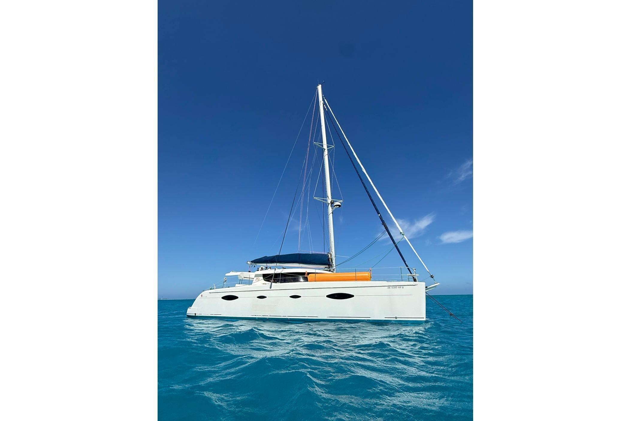 Fountaine Pajot Salina 48