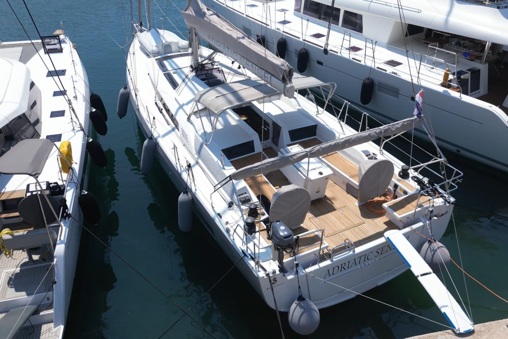 Beneteau Oceanis 51.1