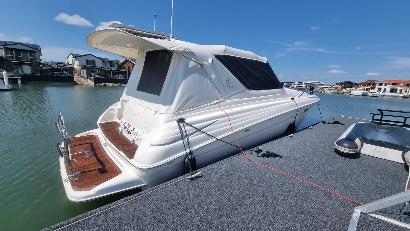 Riviera M370