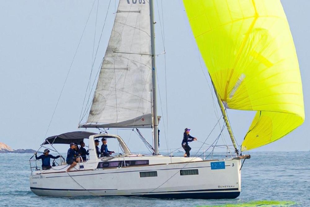 2019 Beneteau Oceanis 35.1 for sale