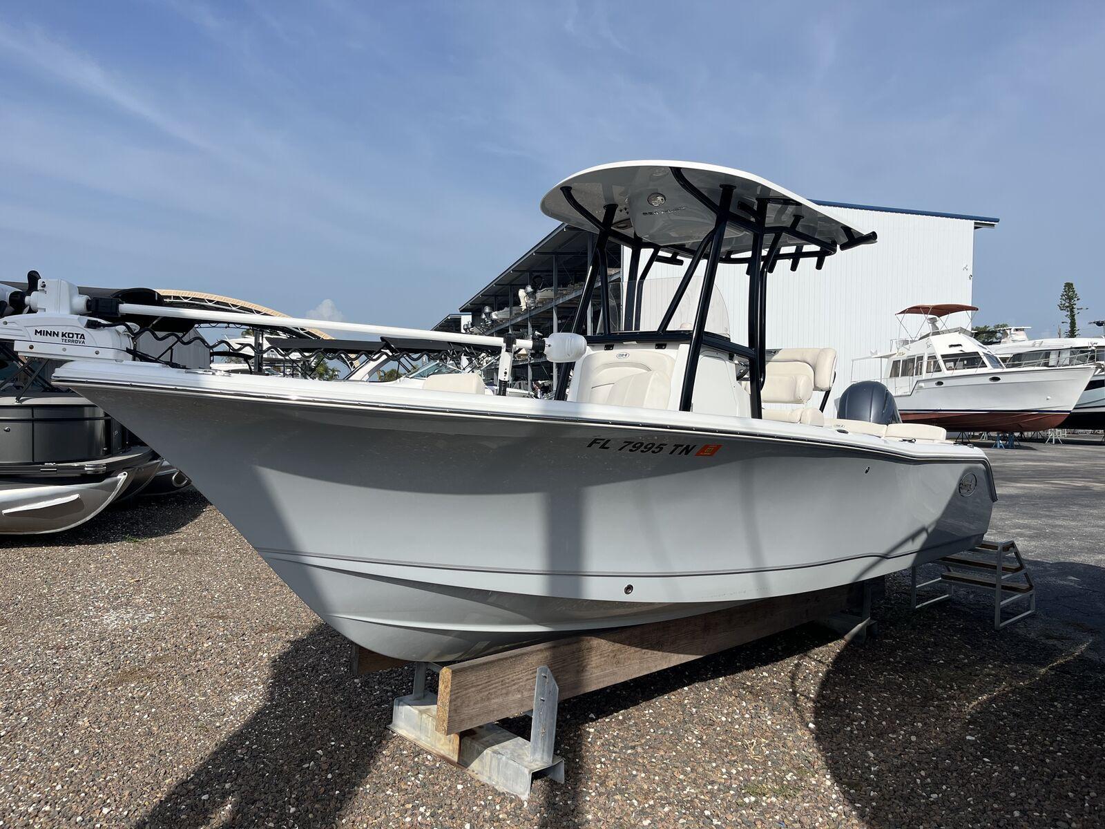 Sea Hunt 229 Ultra