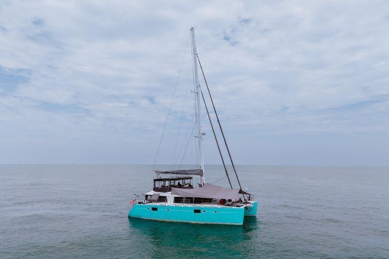 Lagoon 560