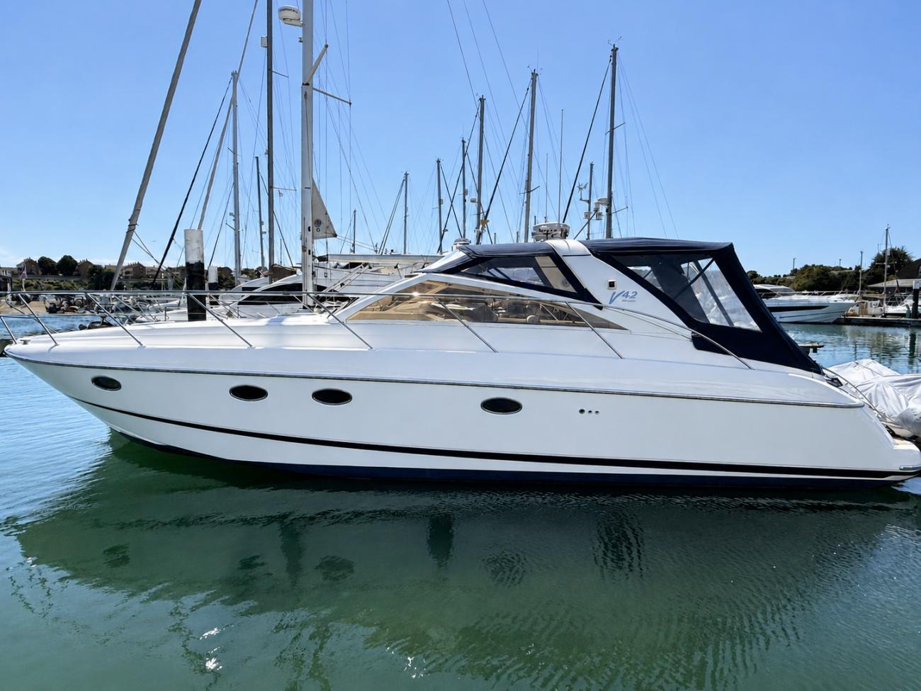 2005 Princess V42 for sale in Weymouth, Dorset, United Kingdom