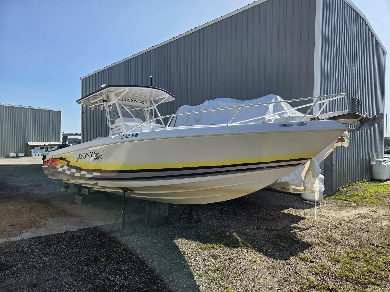 2004 Donzi 35 ZF Cuddy for sale in Old Saybrook, Connecticut, United States